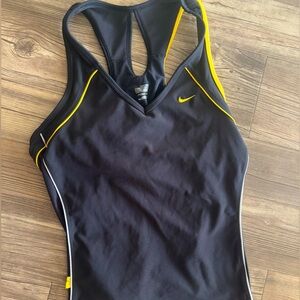 Nike workout tank